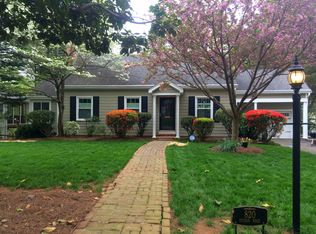 820 Sylvan Rd, Winston Salem, NC 27104