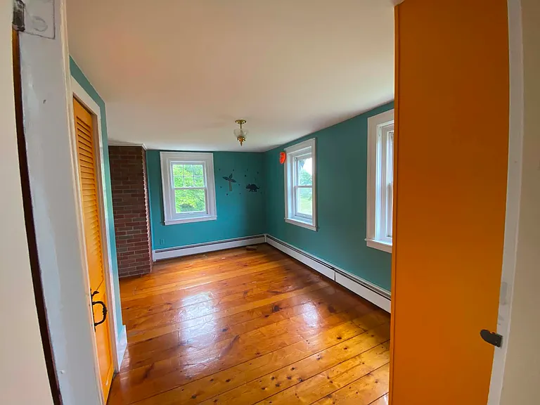 847 Grovenors Corners Rd — Photo 16
