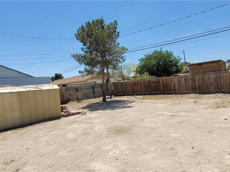 4341 San Mateo St — Photo 4