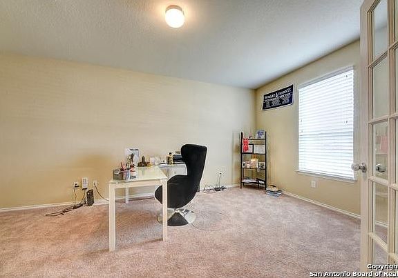 3rd image of 3719 Acorn Pl