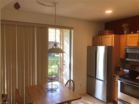 3rd image of 3162 Antica St