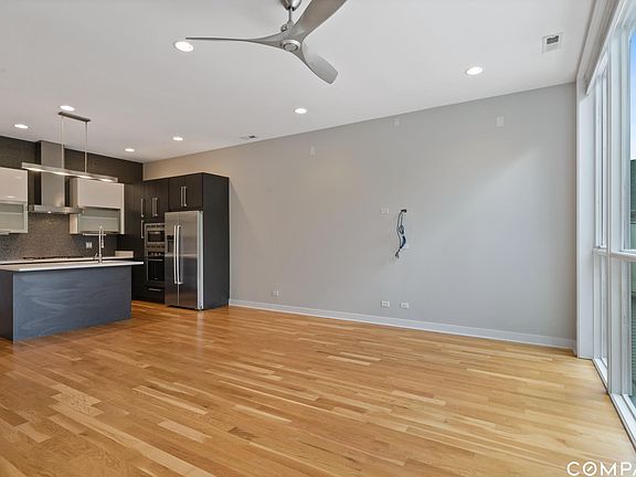 3rd image of 1907 W Armitage Ave APT 2W