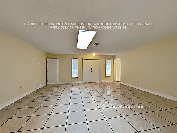 3rd image of 10270 NW 24th St