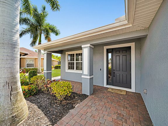 3rd image of 271 Destiny Cir