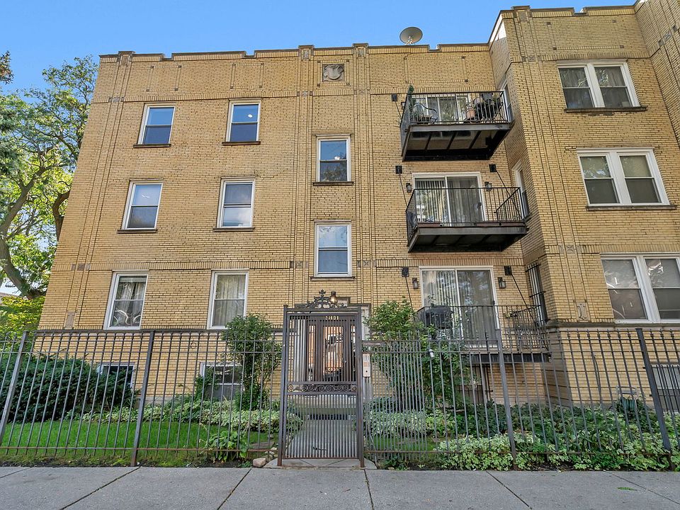 1st image of 3801 W Ainslie St APT 3E