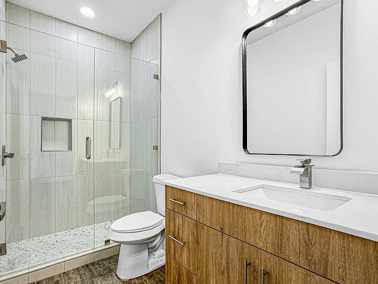 2704 Robin Rd #1 — Photo 10