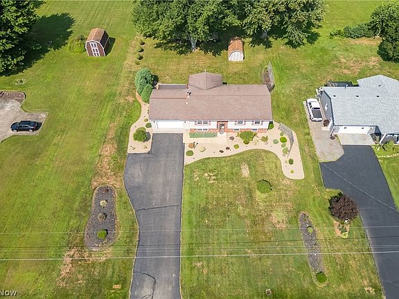5th image of 4319 Ridge Rd