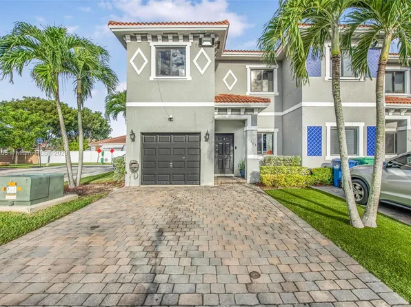 4403 SW 163rd Ct, Miami, FL 33185