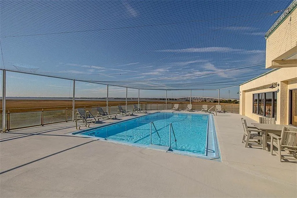 1 bed, 1.0 bath, 800 sqft, $1,600 — Photo 4