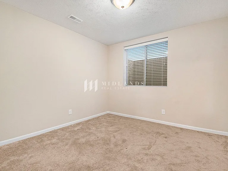 14306 S 20th St — Photo 9