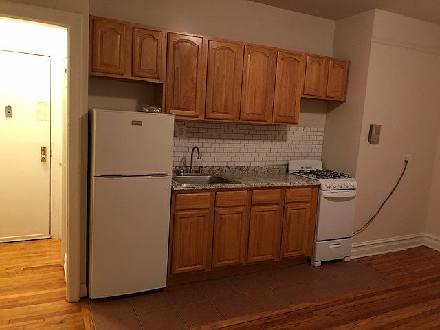 1st image of 15119 34th Ave APT 3C