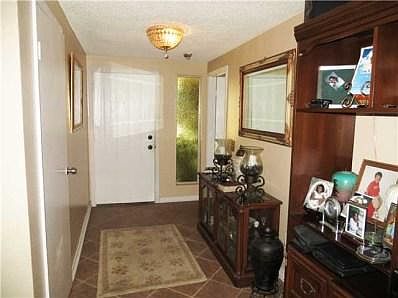 2nd image of 716 Los Arbolitos Blvd