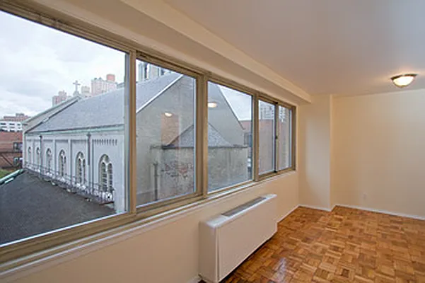 Rented by GoodRock Realty | media 32