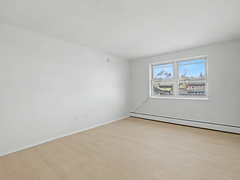 21A3B Spring St #B3 — Photo 10