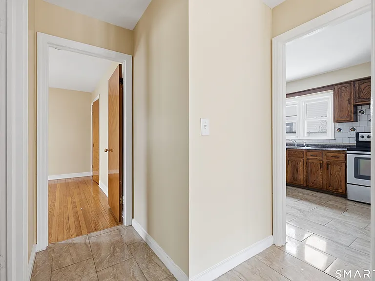 972 Capitol Ave #1 — Photo 6