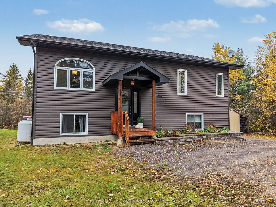 1st image of 551 Lavigne Rd