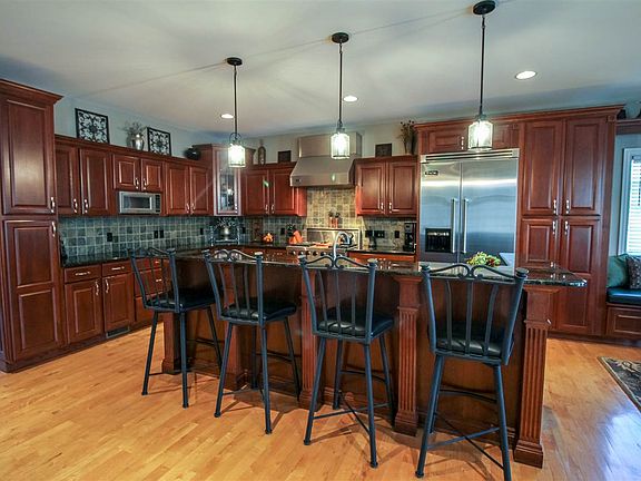 5th image of 5123 Cornsilk Ln