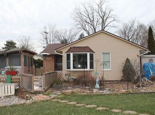 427 Blue Water Dr, Holly, MI 48442