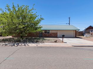 2125 Easy St, Winslow, AZ 86047