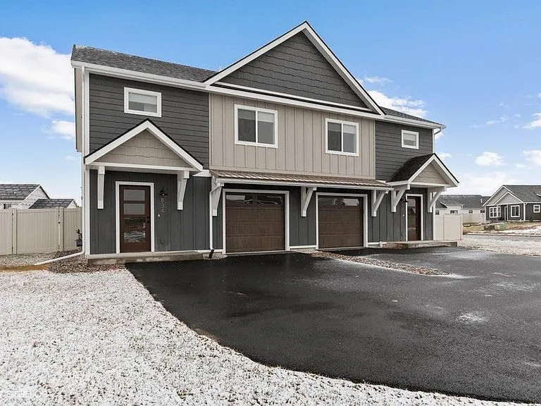 834 Lake Francis Dr — Photo 1