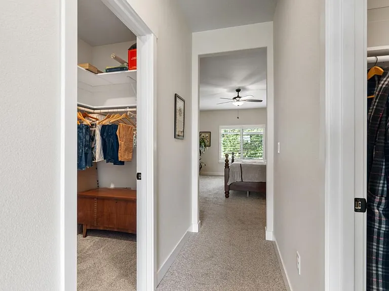 12022 Maxvale Hill Ct SE — Photo 17