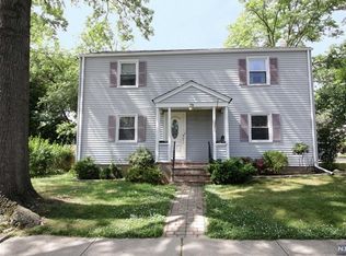 79 Horton Ave, Hawthorne, NJ 07506