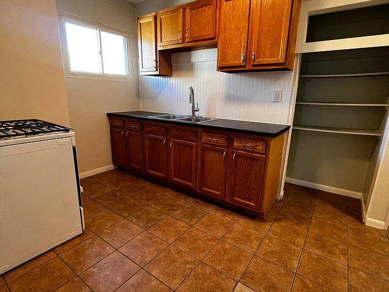 4414 Ivanhoe Ave #3 — Photo 6