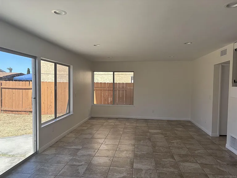 8703 Octans St — Photo 8