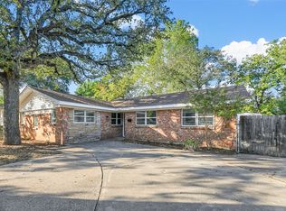 7245 Hightower St, Fort Worth, TX 76112