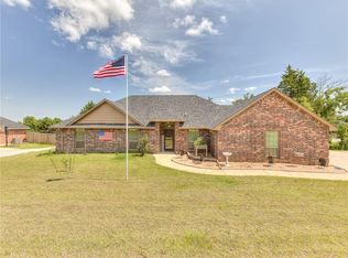 5880 Cimarron Cir, Guthrie, OK 73044