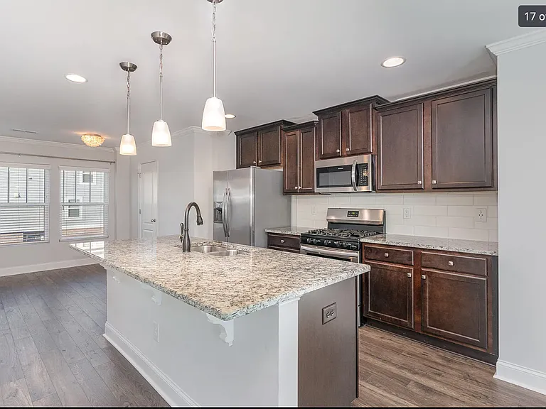 620 Parkington Ln — Photo 15