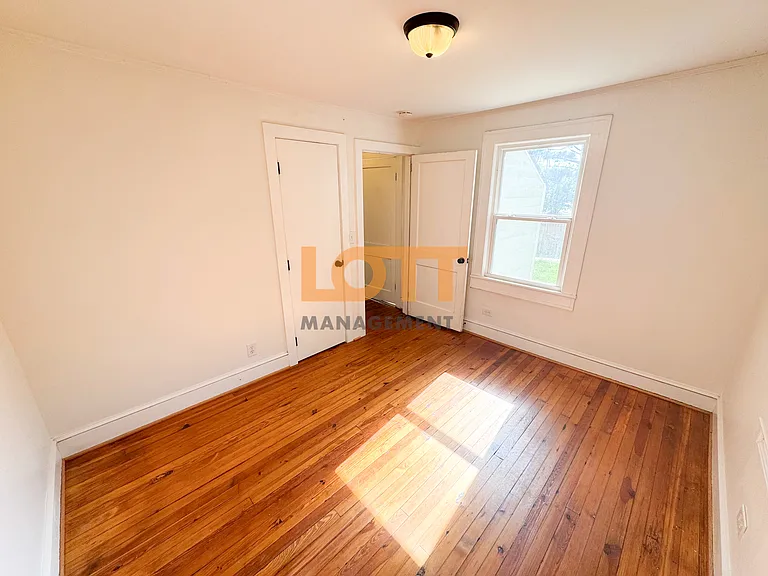 1 Pelzer St — Photo 12