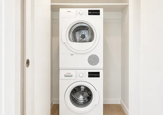Laundry, photo 1
