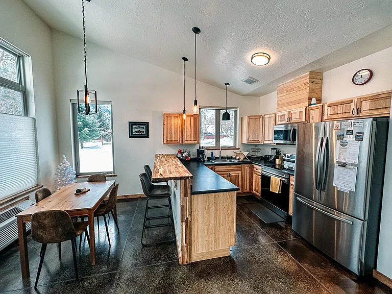 518 Iowa Ave #1 — Photo 12