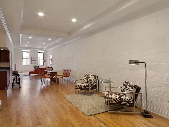 3rd image of 25 Murray St APT 3B