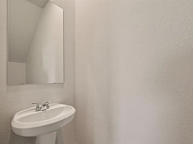 13412 Sun Cay Dr — Photo 19