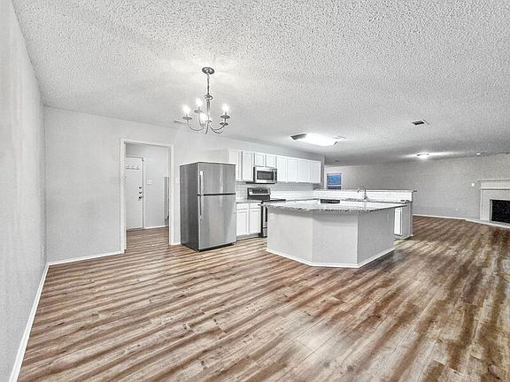 3rd image of 107 Gayleh Ln