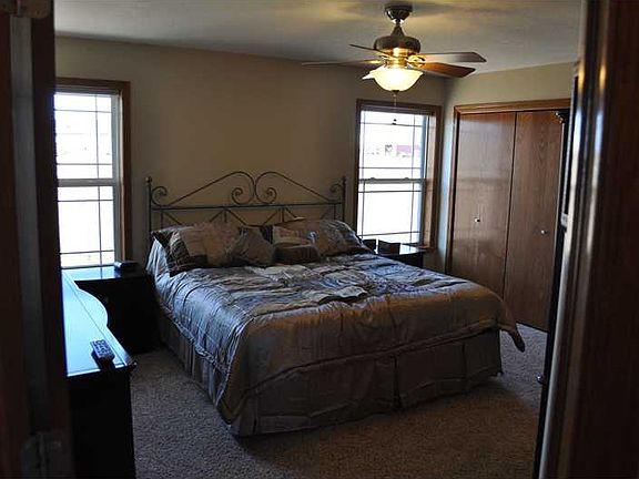 5th image of 2535 Meadow View Dr