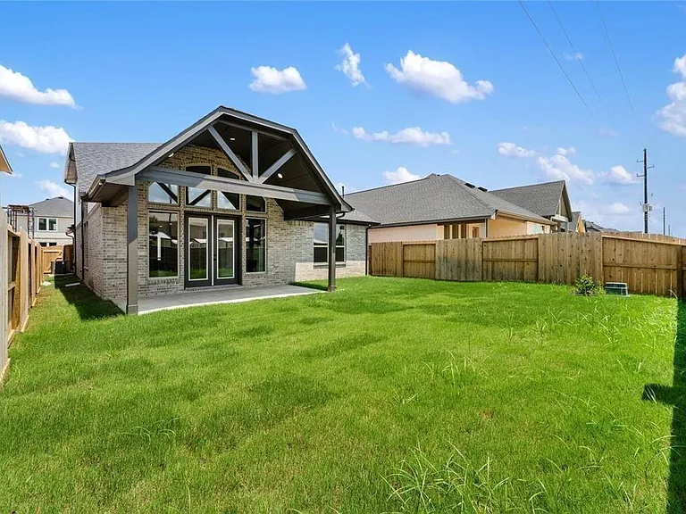 29751 Bur Creek Ln — Photo 38