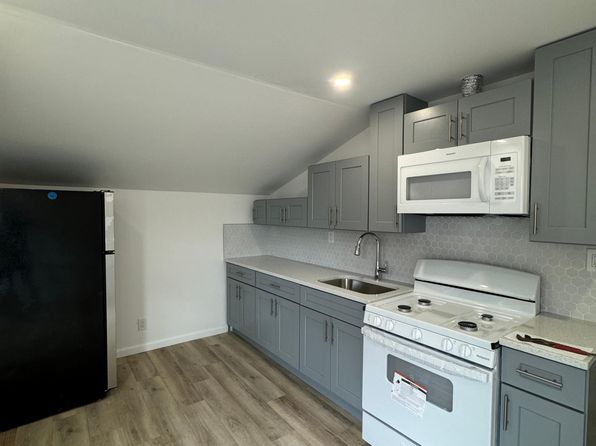 48 Palm St APT 2