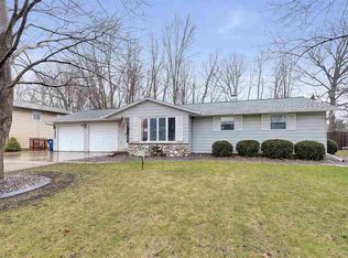2338 Nicole Ann Cir, Green Bay, WI 54311