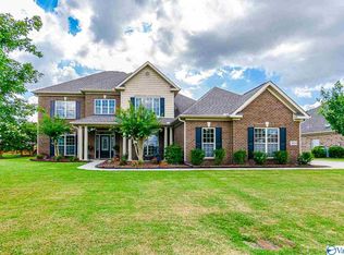 3114 Sandstone St SE, Owens Cross Roads, AL 35763