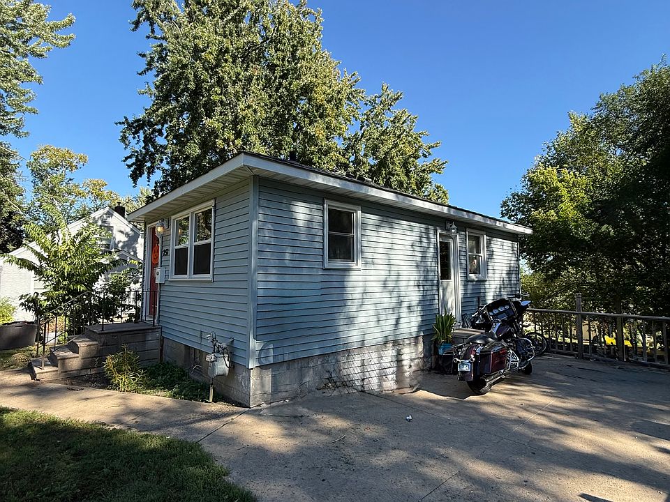2nd image of 257 14th Ave S