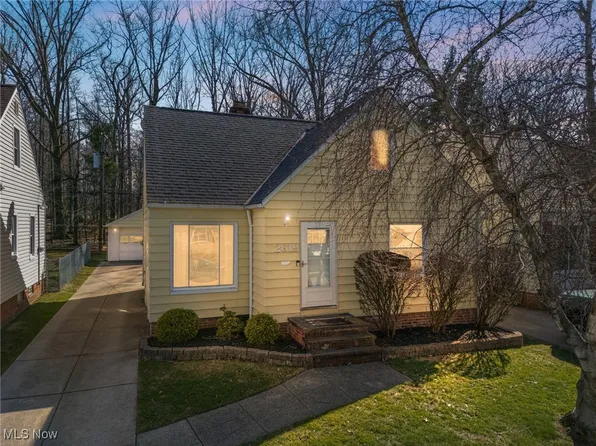 2619 Torrington Ave, Parma, OH 44134