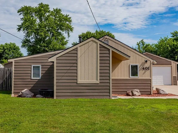 401 NW 50th Pl, Des Moines, IA 50313