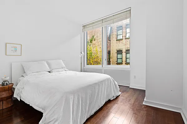 Rented by Evans Real Estate | media 19
