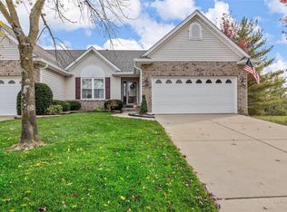 162 Park Ridge Dr #54B, O'Fallon, MO 63366