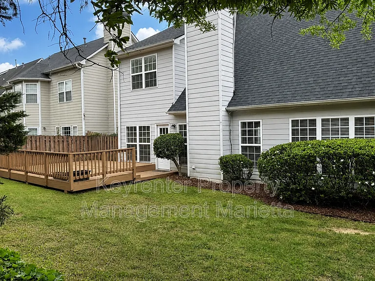 2220 Rosemoore Walk — Photo 25