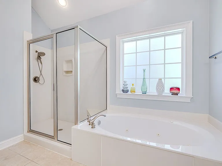 23 Lake Heron Ct W — Photo 29