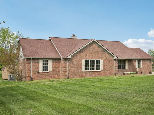 1698 Porter Rd, Burns, TN 37029